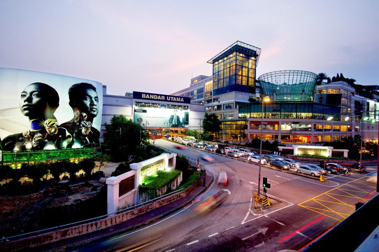 Empistudio @ Empire Damansara Петалинг-Джая Экстерьер фото